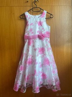 Krásné šaty pro družičky vel. 134