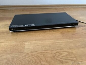 DvD přehrávač LG