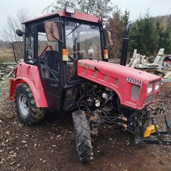 Traktor Belarus 320.4