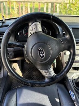 Subaru Legacy/outback BP momo volant