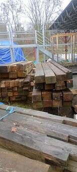 Staré trámy staré krovy staré prkna