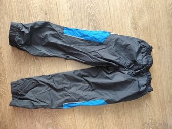 Dětské sustakove tepláky vel.110. nove - 1