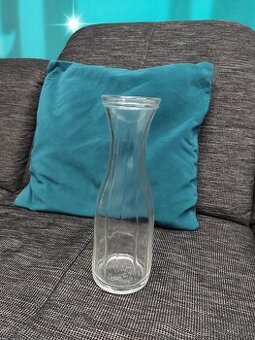 Karafa na bílé víno