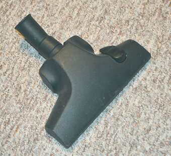 Hubice ETA podlahová s přepínačem polohy kartáče - jako nová