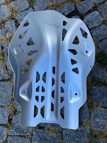 YamahaTenere 700-spodní kryt motoru