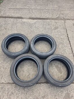 Prodám letní pneu Bridgestone 215/50/18