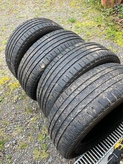 pneumatity Nokian 215/65R15 102H XL