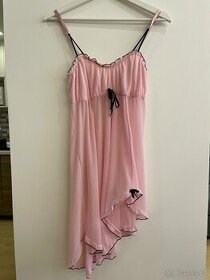 Růžová průhledná noční košilka vel. L 34 C