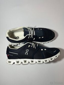 3x boty On Running Cloud Hi WP, velikost 42 - 42,5
