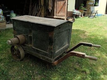 Stabilní motor 3,3 kW - 20. léta 19. století