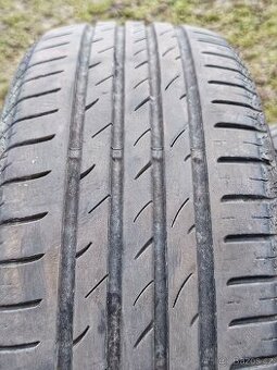 Nexen letní pneu 215/60 R17 - komplet 4 ks