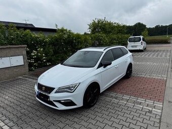 Seat Leon Cupra ST 300 4drive, Servis Seat, Nehavarováno