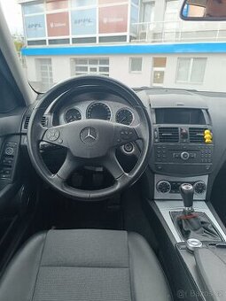 Mercedes - Benz