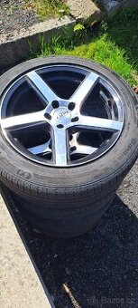 Pneu na alu. diskách 215/55 R 17