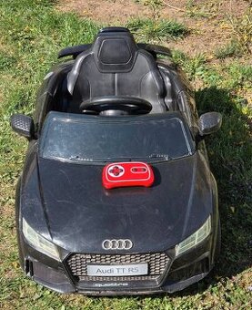 Audi TT RS na baterie 12V