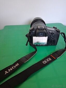 Sony CyberShot DSC-RX10