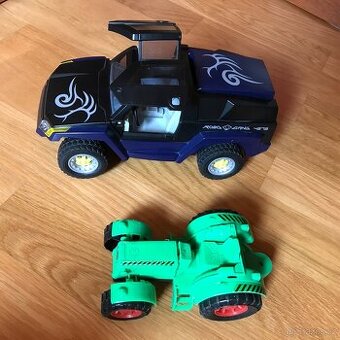Autíčko Playmobile • Traktor • Plyšový míč • Kbelík Cars