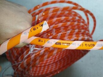 REHAU RAUTHERM SPEED K 16x1,5 mm s páskou s háčky suchý zip