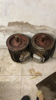 Elektromotor MEZ 5,5 kW - 2 ks, funkční