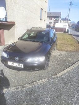 Opel Vectra 2.0i