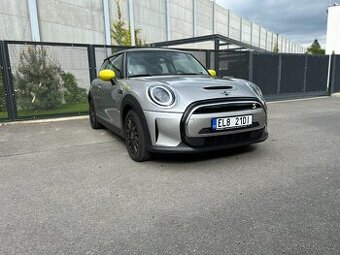 Mini Cooper SE Hatch,Top stav+zaruka
