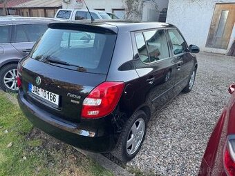 Škoda fabia 1.6TDI 55kw climatronic tempomat el.okna,najeto