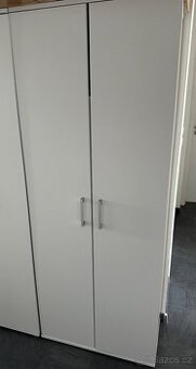 Dvoudveřová skříň Asko