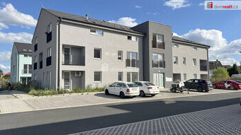 Pronájem bytu 1+kk s komorou a vlastním parkováním – Uhlířsk