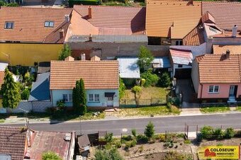 Babice u Rosic, RD 4+1, dvorek, garáž - rodinný dům