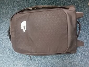 Pouze 1x použitý kufr The Northface