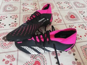 Kopačky Adidas Predator, vel. 10/44 - pouze vyzkoušené