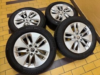 Alu kola r16 Octavia lV