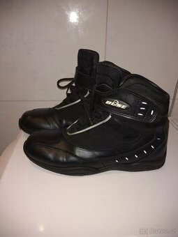 Boty na skútr či na motorku zn. Büse 42