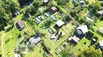 Prodej zahrádky o výměře 400 m2 v poslední linii zahrádkářsk