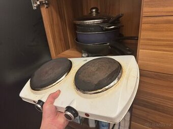 Dvouplotýnka + nádobí