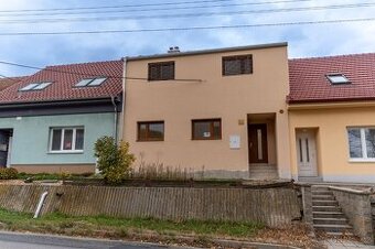Prodej rodinného domu - 239 m² Měnín, okr. Brno - venkov