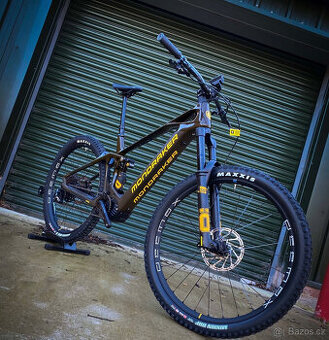 Mondraker Crafty Carbon XR LTD 29, gloss amber carbon
