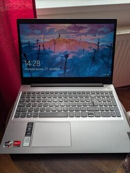 Lenovo IdeaPad 3 – Ryzen 5 / 8GB / 512GB SSD / Full HD