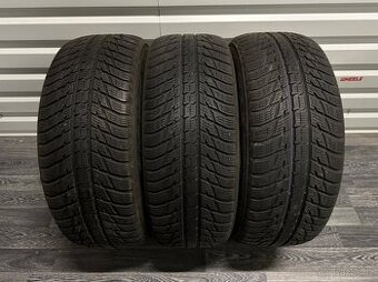 3ks pneu 265/60/18 NOKIAN