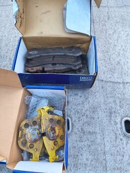 Závodni brzdové destičky BMW M3