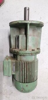 Elektromotor s převodovkou
