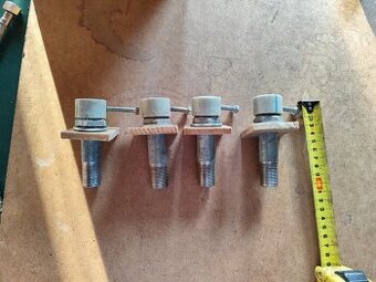 Ručně dělané 1/2'' šrouby 10cm
