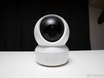 EZVIZ C6N – vnitřní otočná Wi-Fi kamera (Full HD)