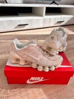 Boty Nike Shox