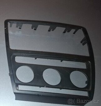 Ramecek radia Octavia 2