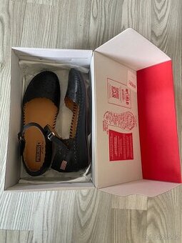 Nové, dámské boty z přírodní kůže Pikolinos. Velikost 39