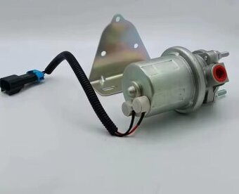 Prodám podávácí palivovou pumpu pro New holland CX,CR Case