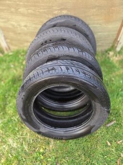 4x Barum 185/60 R15 za 800,-