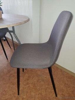 Jídelní židle - 2 ks
