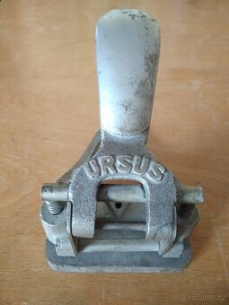 Děrovačka URSUS-starožitnost